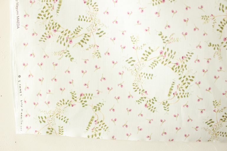 LINNET リネンプリント カラスノエンドウ24<br />薄水